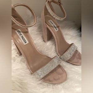 Steve Madden nude pink rhinestone open toed heels